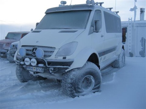 mercedesbenzsprinter4x4inch72 